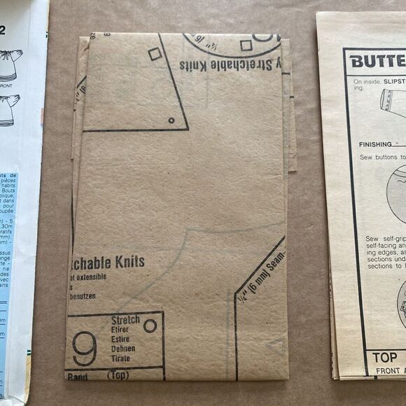 BUTTERICK CABBAGE PATCH KIDS DOLL CLOTHES SEWING PATTERN PJS NIGHTGOWN UNCUT - Picture 3 of 5